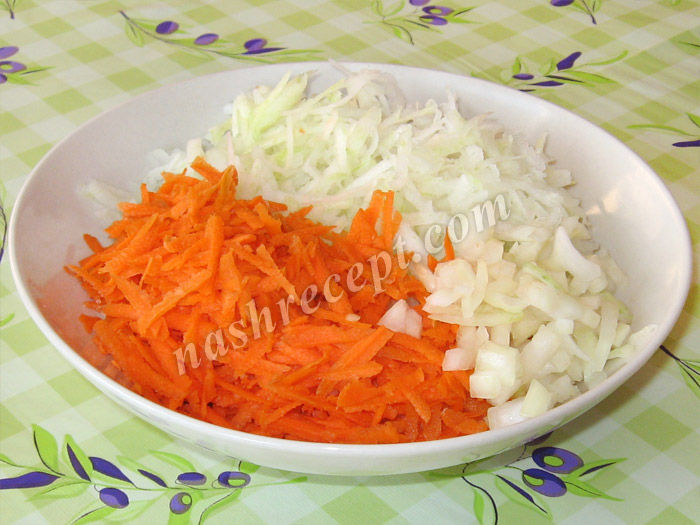 морковь, капуста кольраби и лук - morkov, kapusta kolrabi i luk