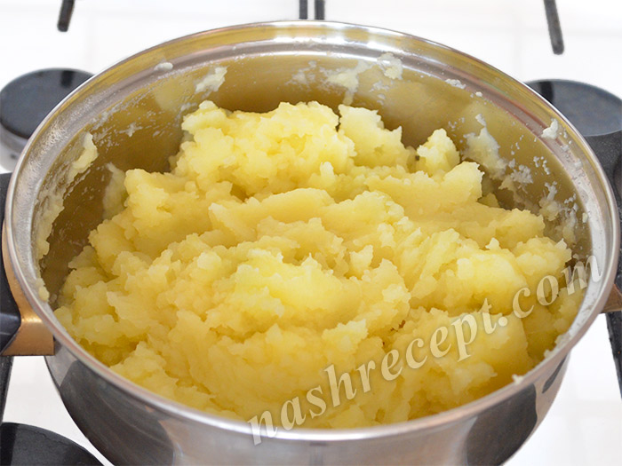 картофельное пюре для сосисок в вафлях - kartofelnoe pyure dlya sosisok v vaflyah