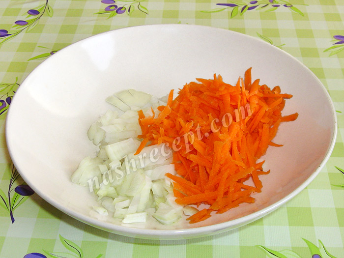 лук и морковь для супа из чечевицы с мясом - luk i morkov dlya supa iz chechevitsy s myasom