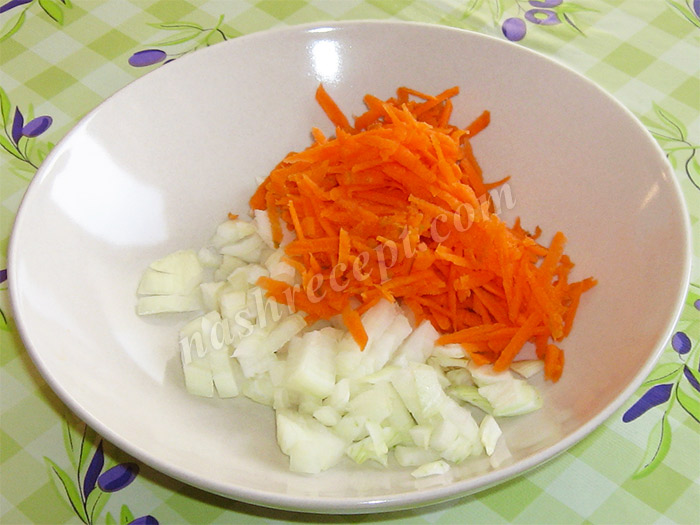 морковь с луком для гречневого супа с мясом - morkov s lukom dlya grechnevogo supa s myasom