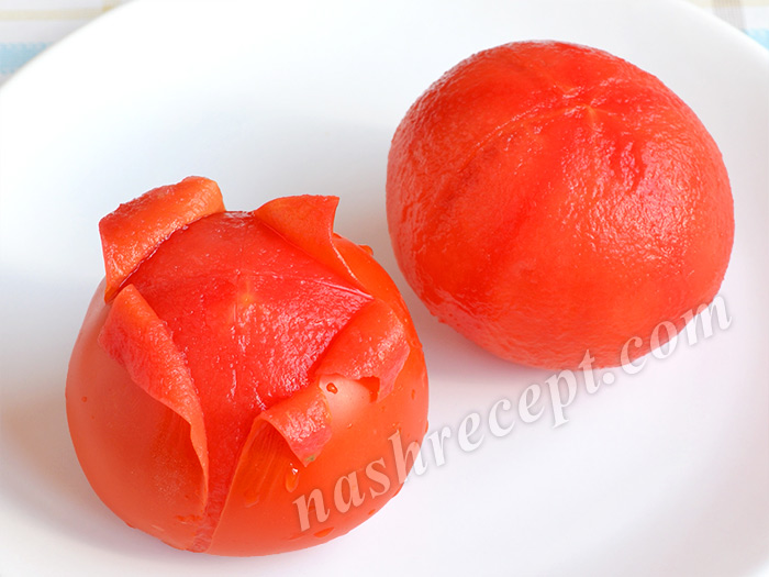 очищаем помидоры от шкурки - ochischaem pomidory ot shkurki