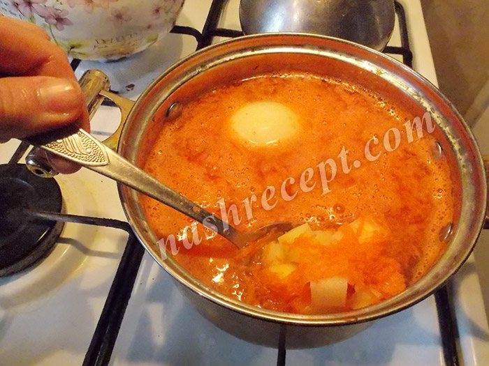 добавляем в суп картофель и морковь - dobavlyaem v sup kartofel i morkov