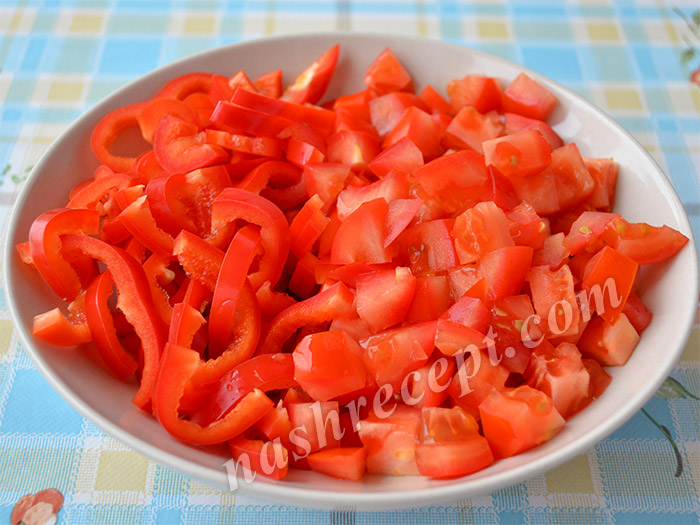болгарский перец и помидоры для гуляша